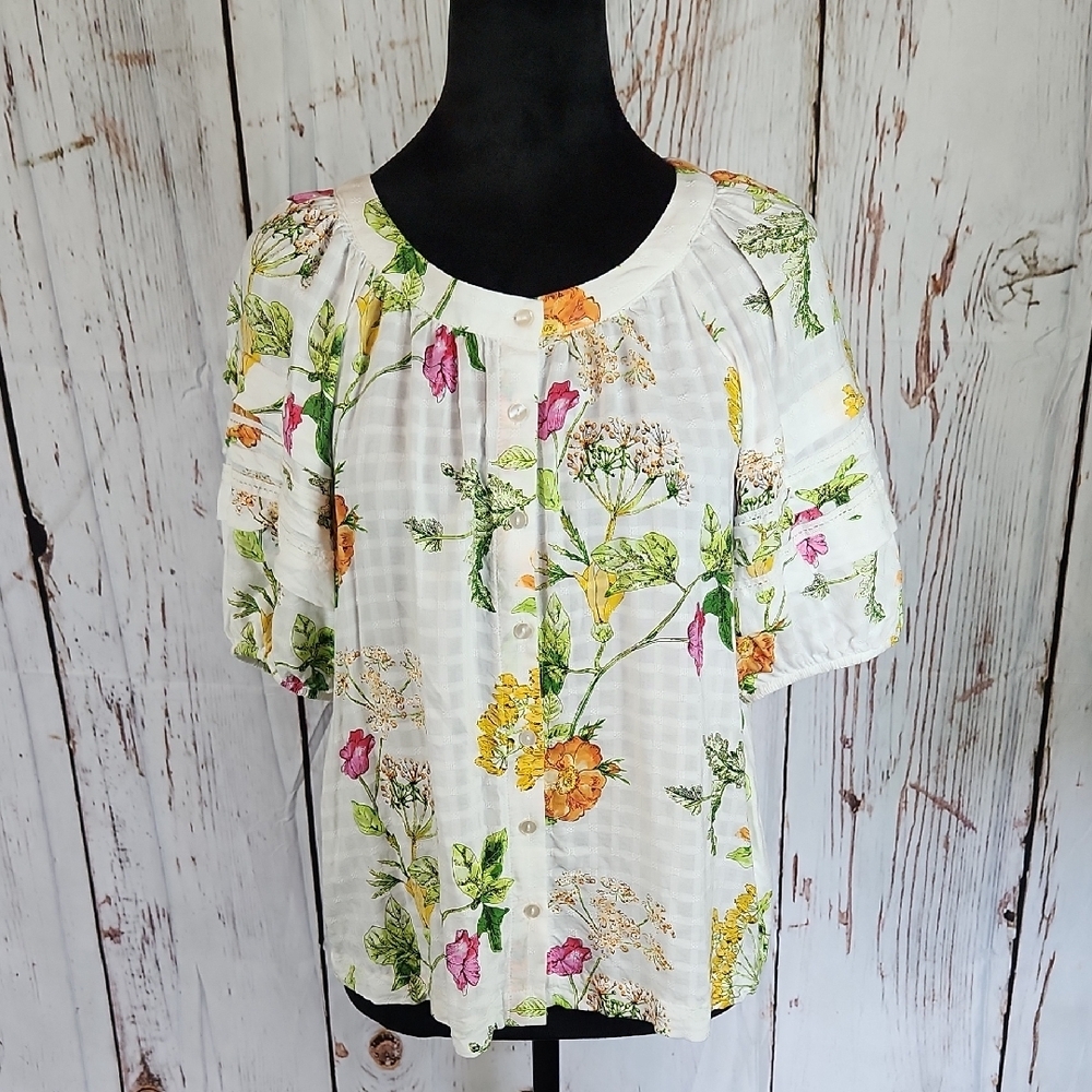 Jane & Delancey White Floral Button Front Top S